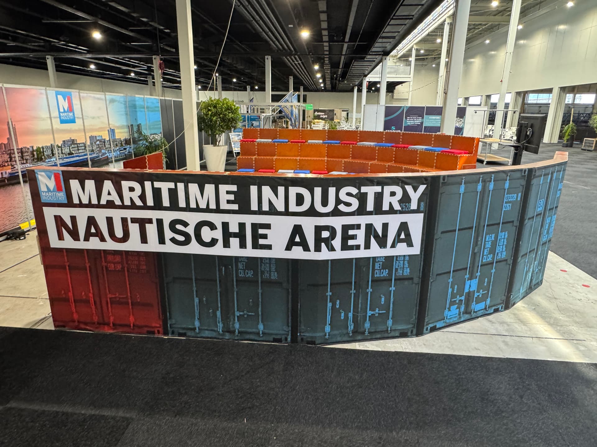 Bedrukte achterkant tribune foto 2