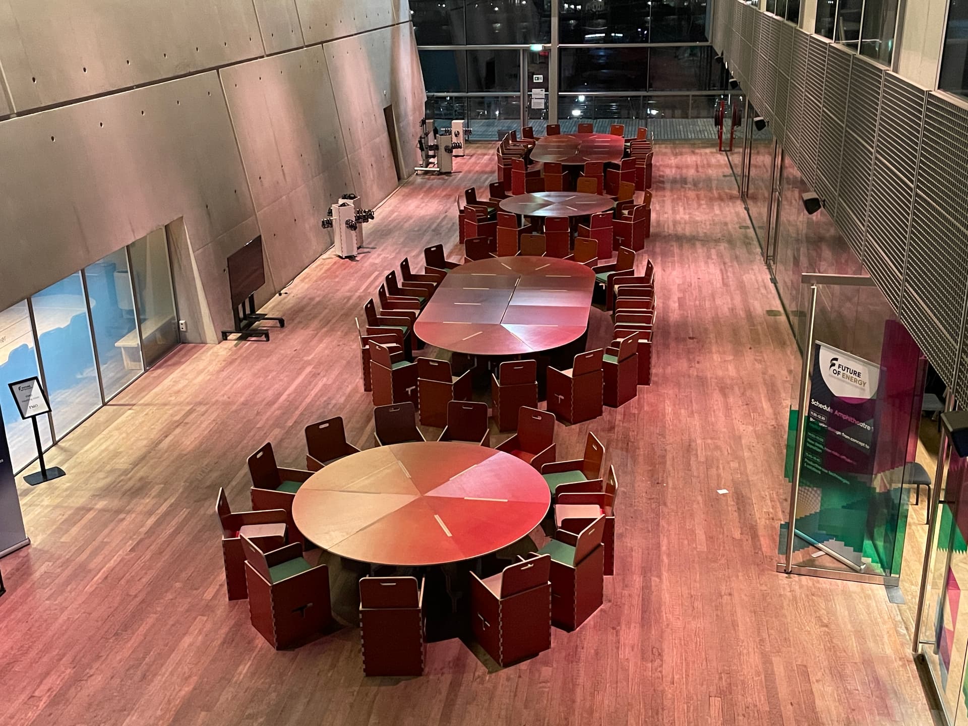 Modulaire tafel foto 1